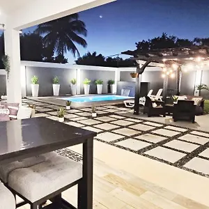 Holiday home The West House Pool In Aguadilla, Puerto Rico, Aguadilla
